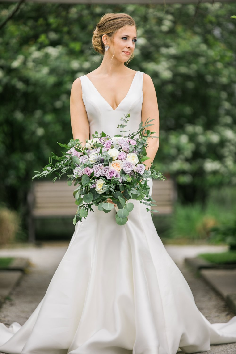 Bride-with-kathy-florist-flowers.jpg