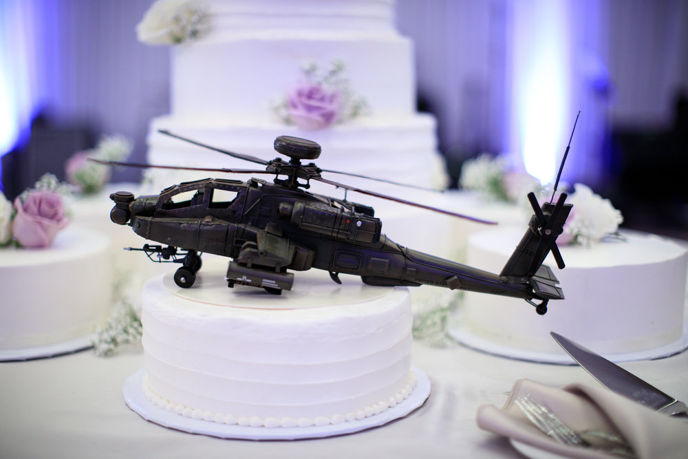 pilot wedding cake
