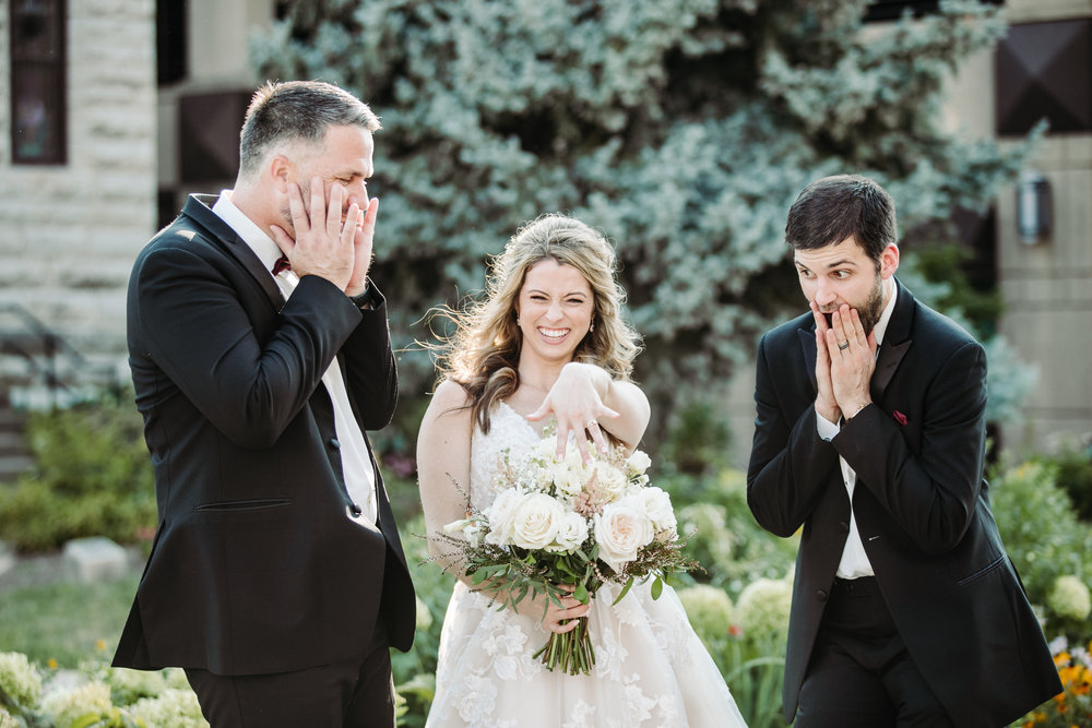 Hilarious-funny-bride-and-groom-take-wedding-photos-to-next-level15.jpg