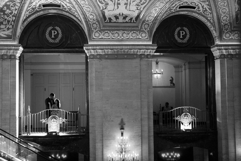 Palmer house hilton chicago wedding balcony photography lobby
