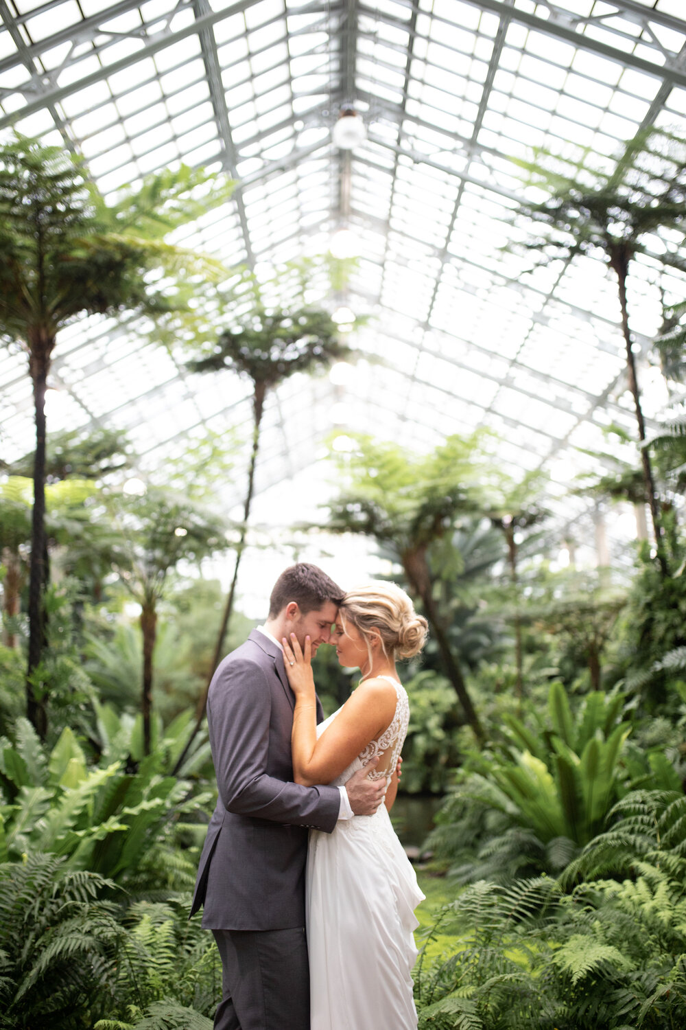 Photo-91Garfield-park-conservatory-greenhouse-loft-chicago-wedding-photographer.jpg