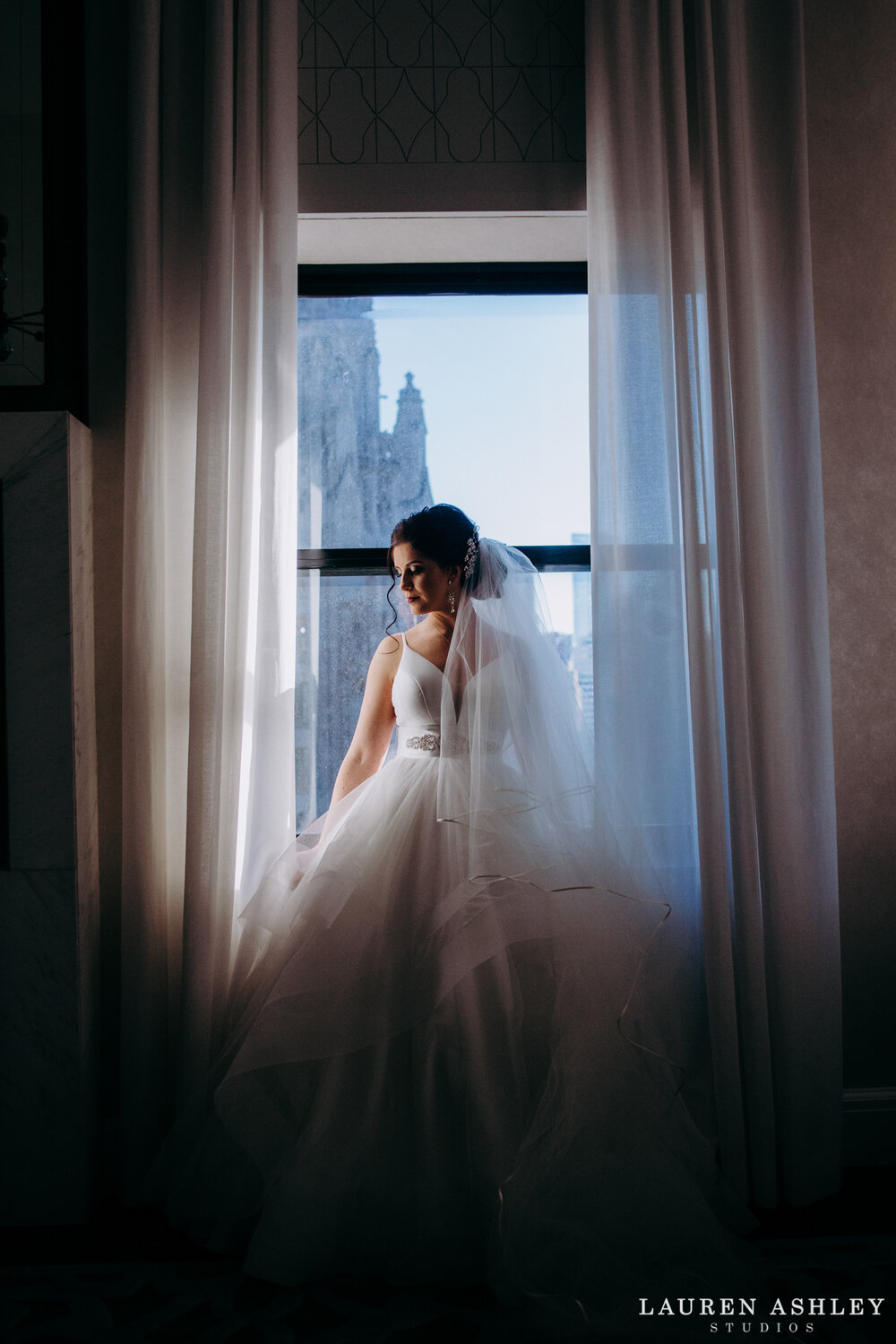 intercontinental chicago high end michigan ave magnificent mile wedding chicago wedding photography