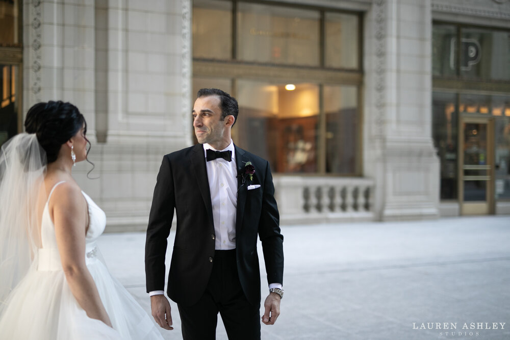 intercontinental-chicago-high-end-michigan-ave-magnificent-mile-wedding-chicago-wedding-photography-58.jpg