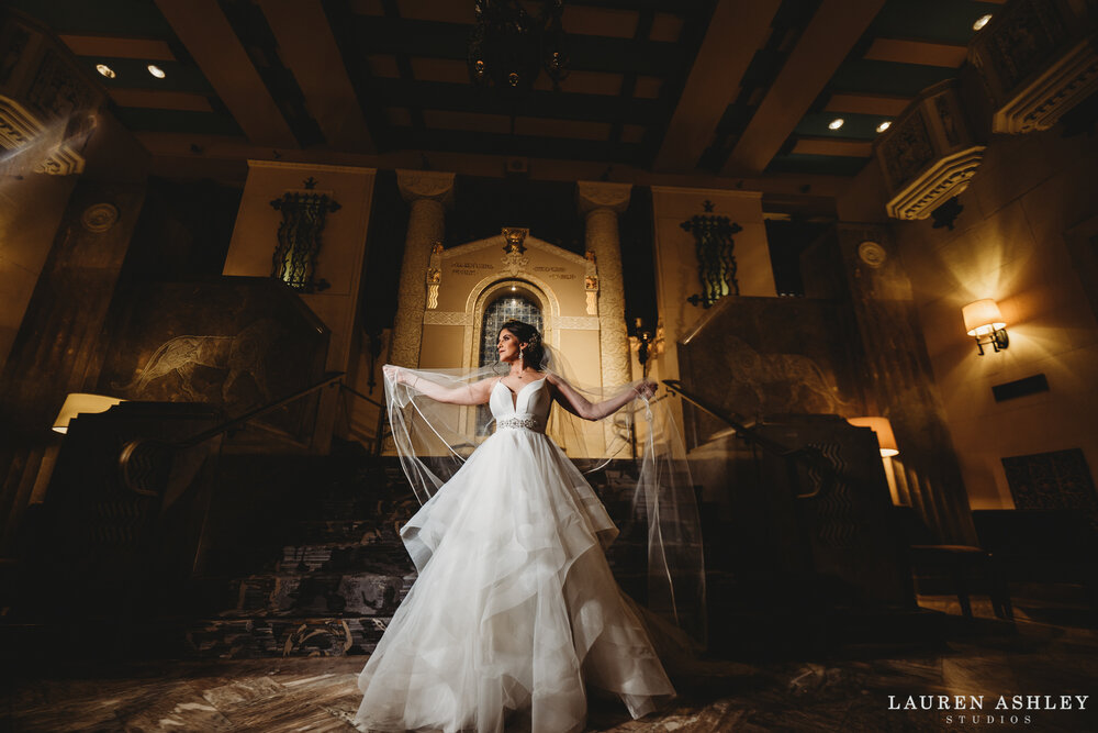 intercontinental-chicago-high-end-michigan-ave-magnificent-mile-wedding-chicago-wedding-photography-89.jpg