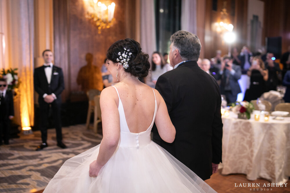 intercontinental-chicago-high-end-michigan-ave-magnificent-mile-wedding-chicago-wedding-photography-109.jpg