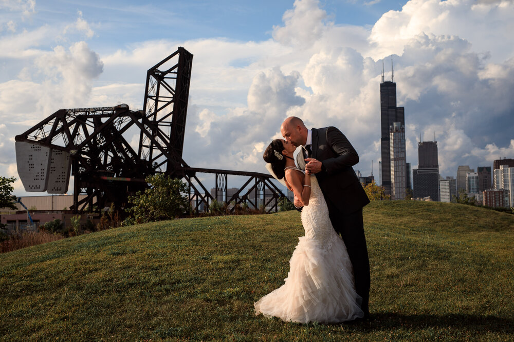 ping tom park chicago bridal photoshoot wedding pics
