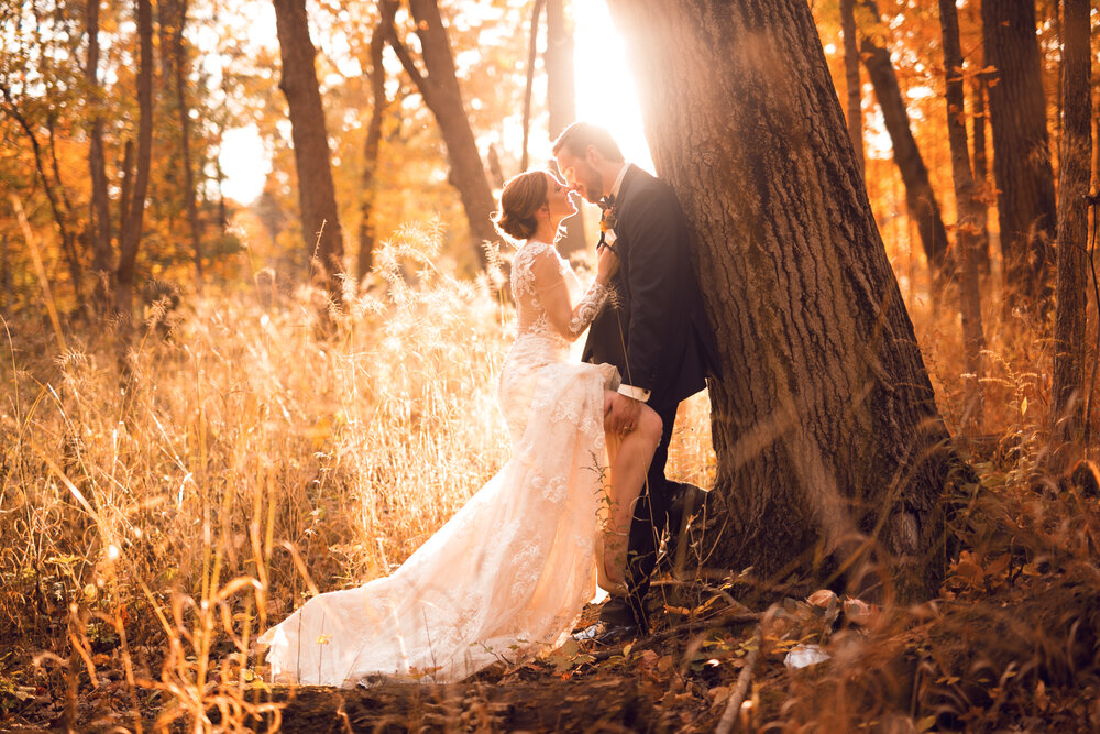 sunset is the best time for wedding photography