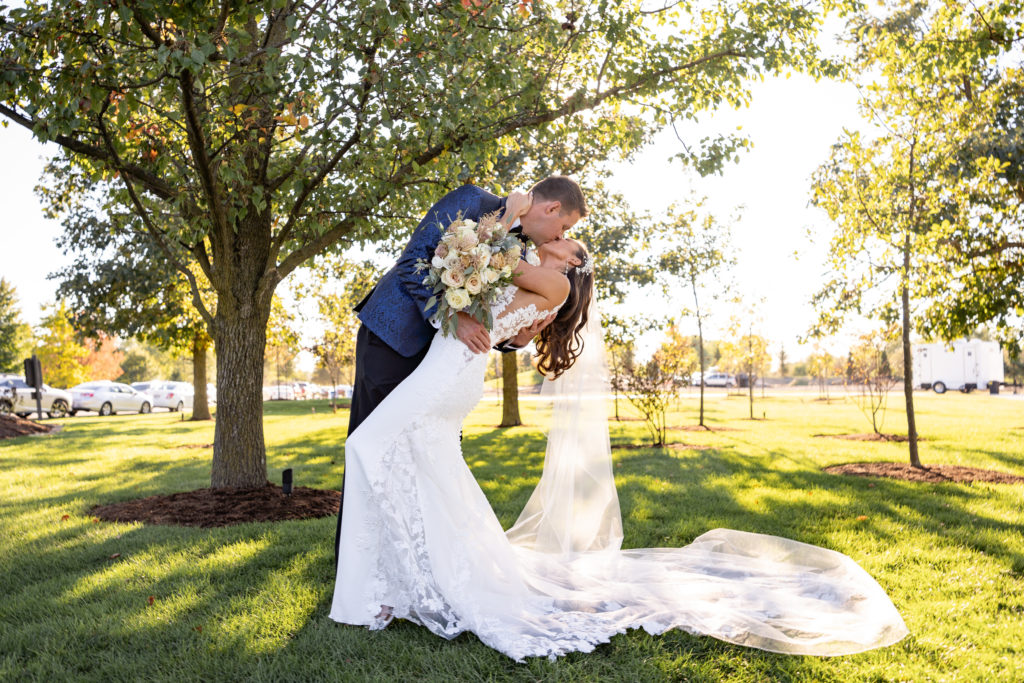 Lauren and Bill | Elegant backyard wedding | Classic early autumn wedding
