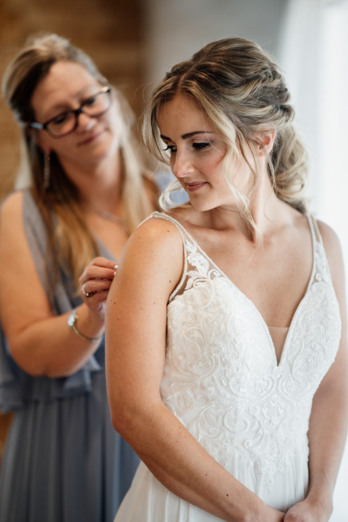 Chicago Wedding Photographer Lauren Ashley Studios