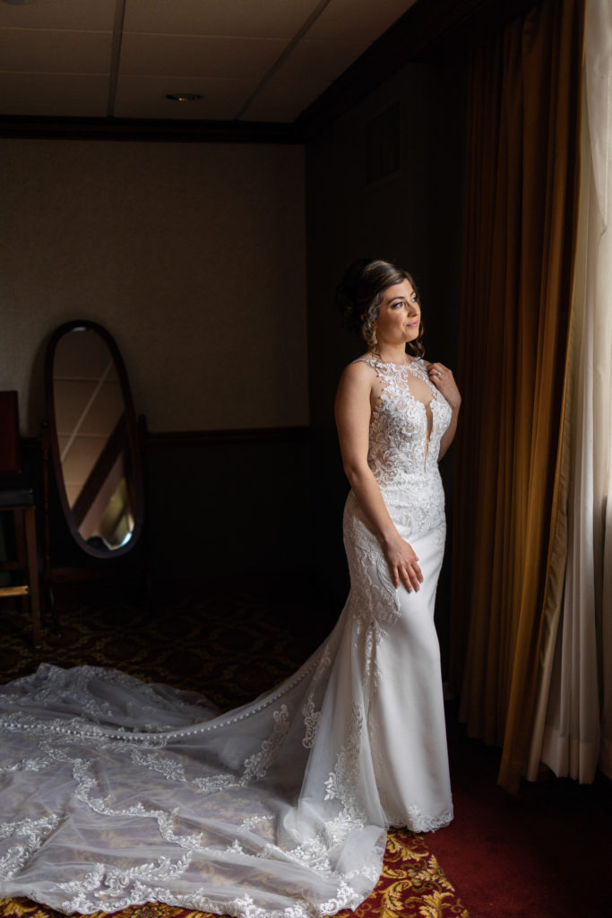 Chicago Wedding Photographer Lauren Ashley Studios Marriott Northwest