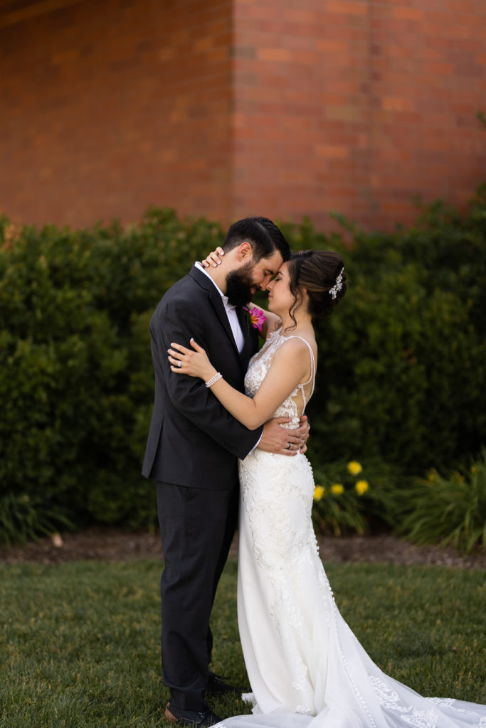 Chicago Wedding Photographer Lauren Ashley Studios Marriott Northwest