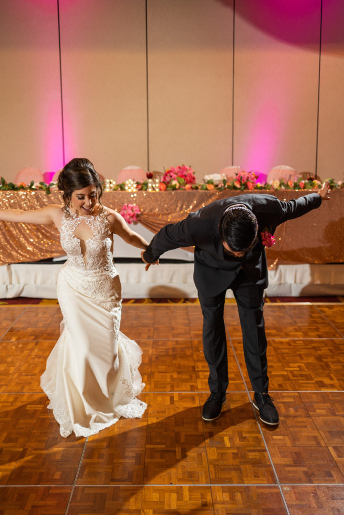 Chicago Wedding Photographer Lauren Ashley Studios Marriott Northwest