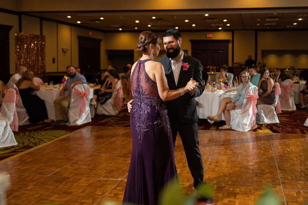 Chicago Wedding Photographer Lauren Ashley Studios Marriott Northwest