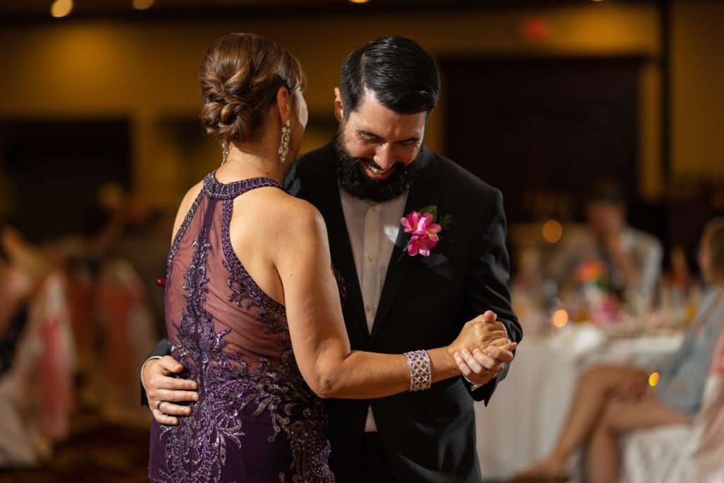 Chicago Wedding Photographer Lauren Ashley Studios Marriott Northwest