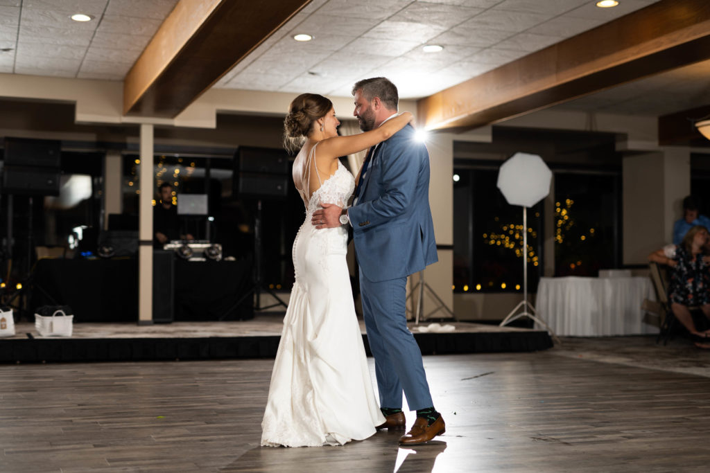 Natalie & Mike | Silver Lake Country Club | Wedding