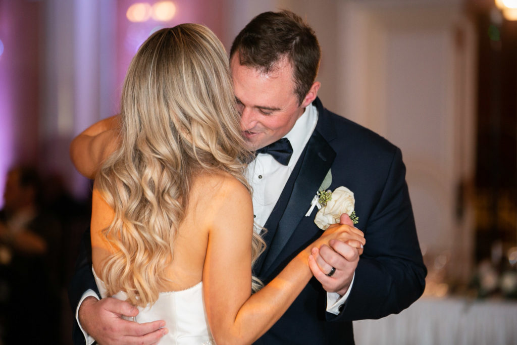 Astoria Banquets Chicago Wedding photographer Lauren Ashley Studios