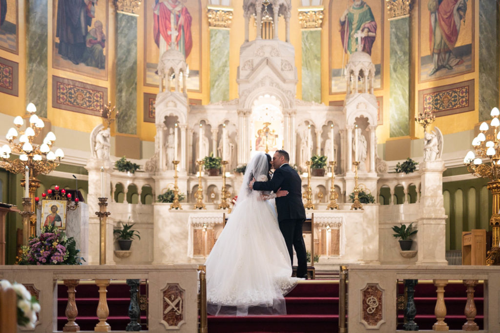 The Italian Influenced Chicago Wedding at Venuti’s Banquets