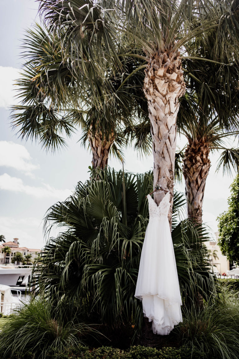 royal palm yacht and country club wedding