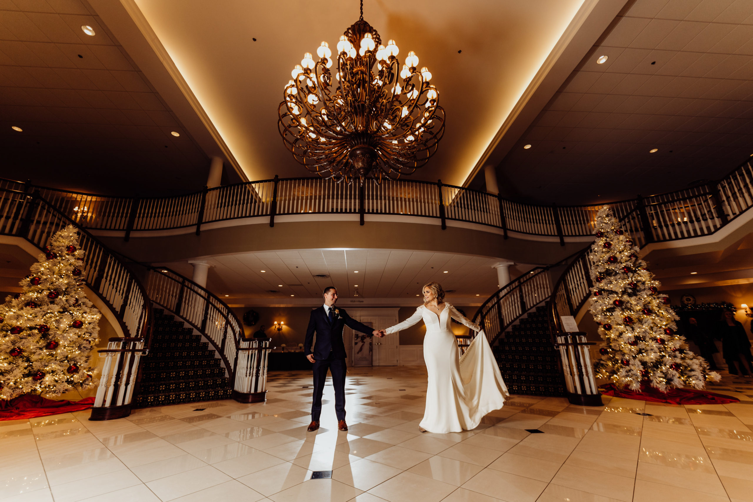 DiNolfos Banquets Chicago wedding photographer Lauren ashley studios scaled