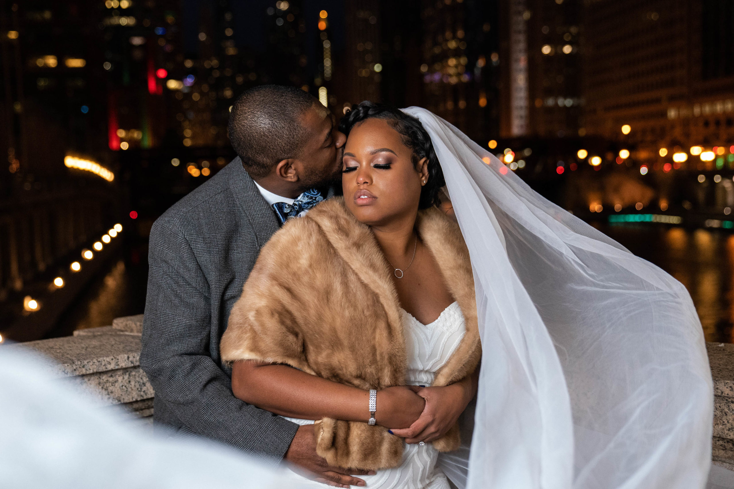 The Marriott Marquis Chicago wedding photographer Lauren ashley studios scaled
