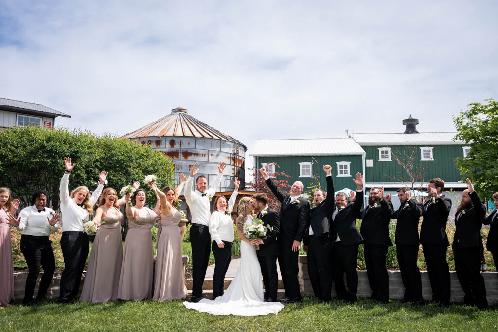 A Bright Vinyard Wedding at Kuipers Family Farm