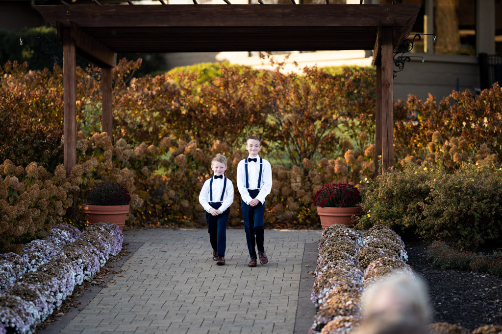 Beautiful Lakeside Wedding Lauren Ashley Studios