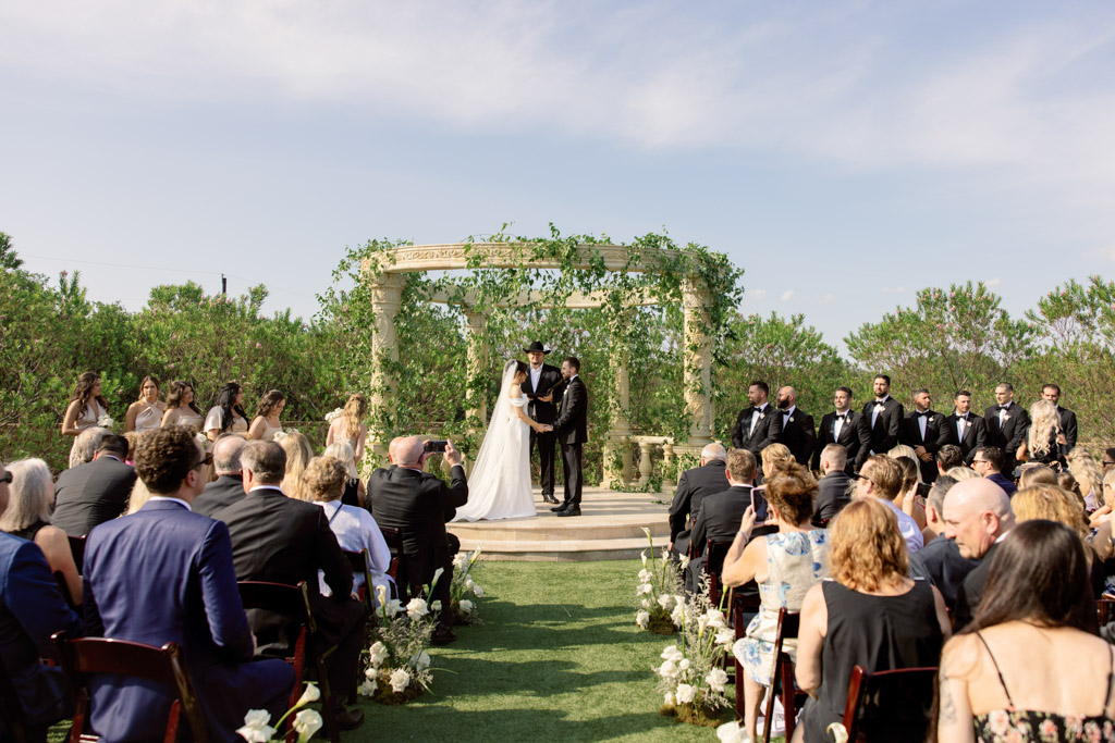 D Vine Grace Vineyard Wedding