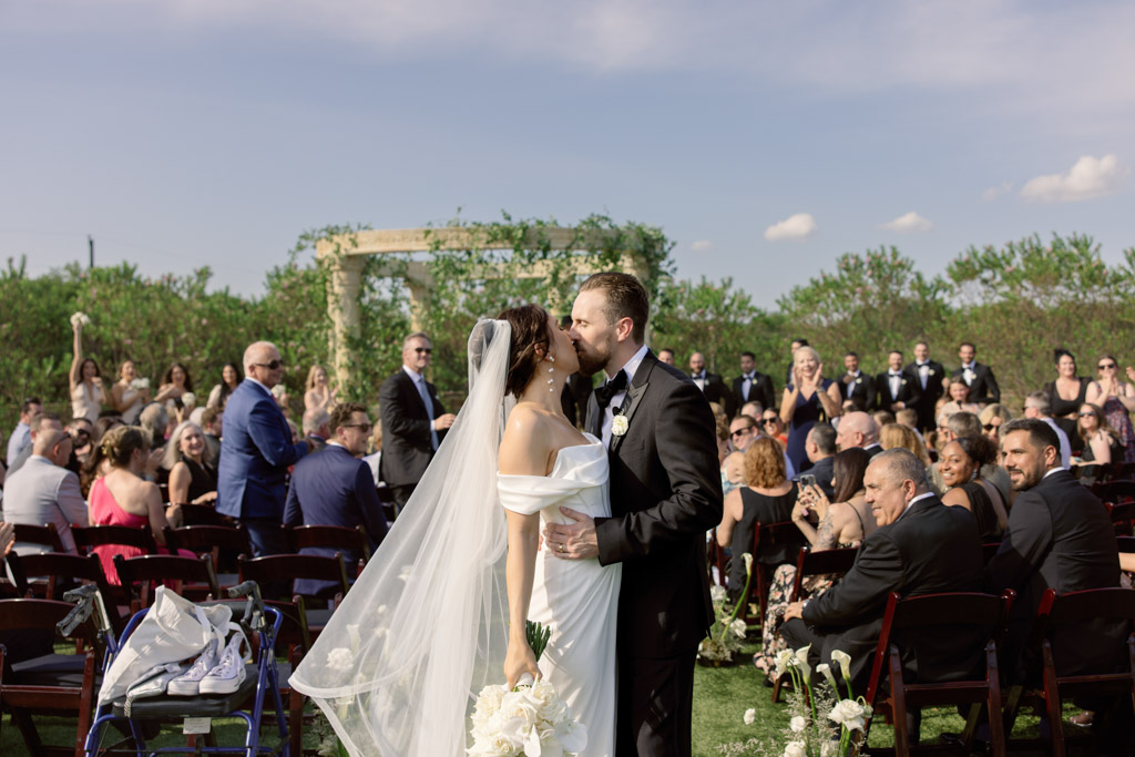 D Vine Grace Vineyard Wedding