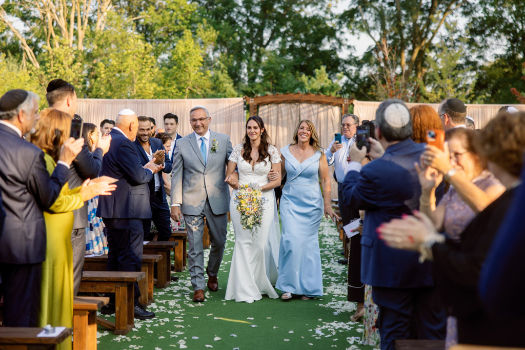 Lauren Ashley Studios Timber Point Wedding