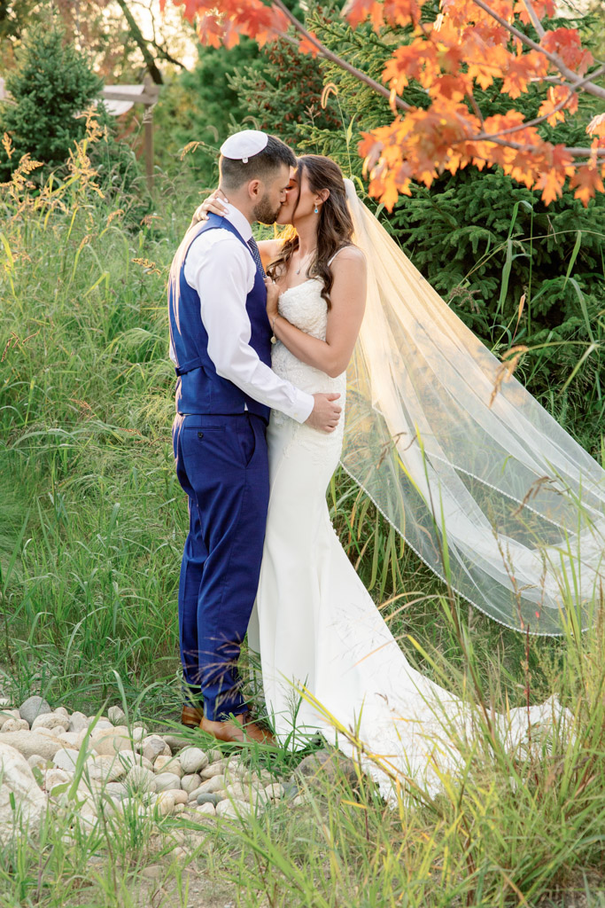 Lauren Ashley Studios Timber Point Wedding