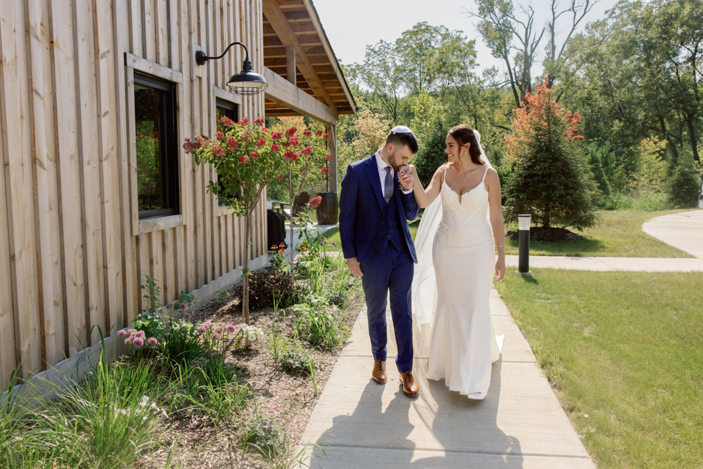 Lauren Ashley Studios Timber Point Wedding