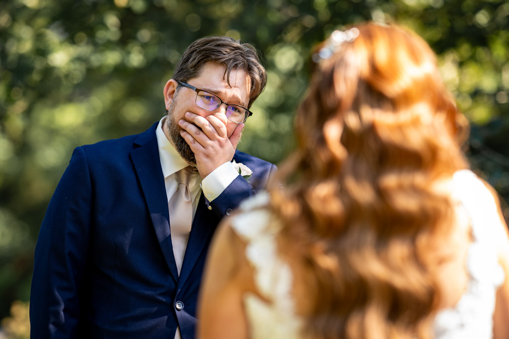 Should You Do a First Look on Your Wedding Day? A Photographer’s Perspective