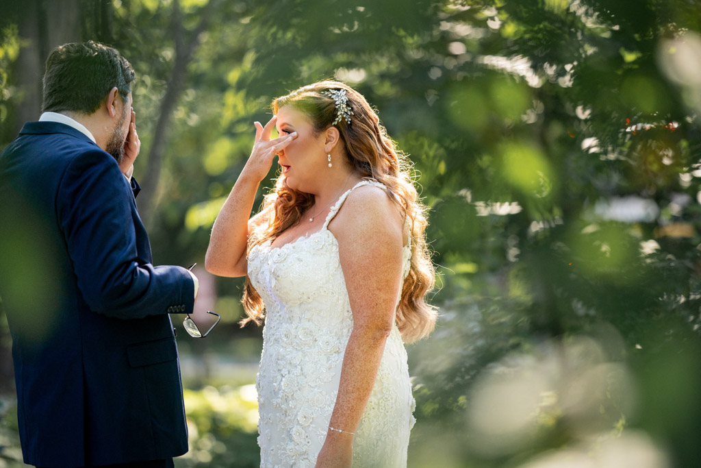 Should You Do a First Look on Your Wedding Day? A Photographer’s Perspective
