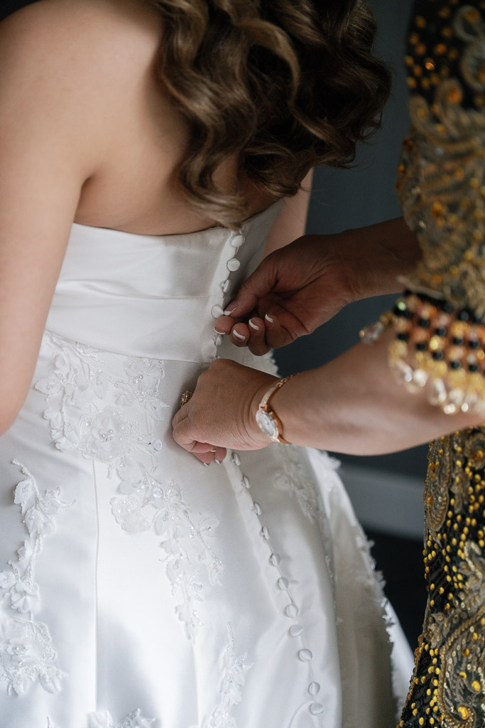 Builders Building Chicago Wedding