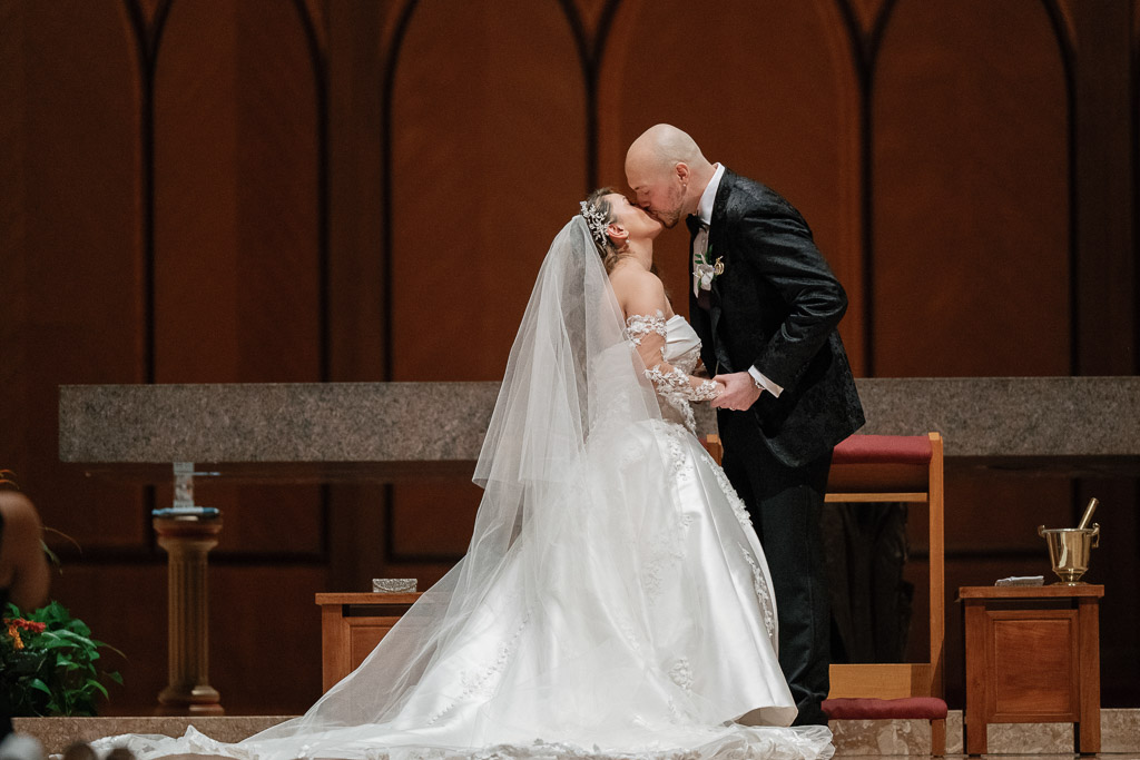 Builders Building Chicago Wedding