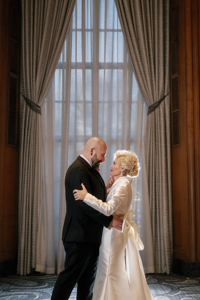 Hilton Chicago Winter Wedding