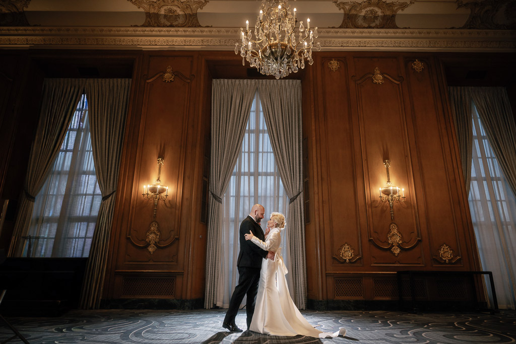 Hilton Chicago Winter Wedding